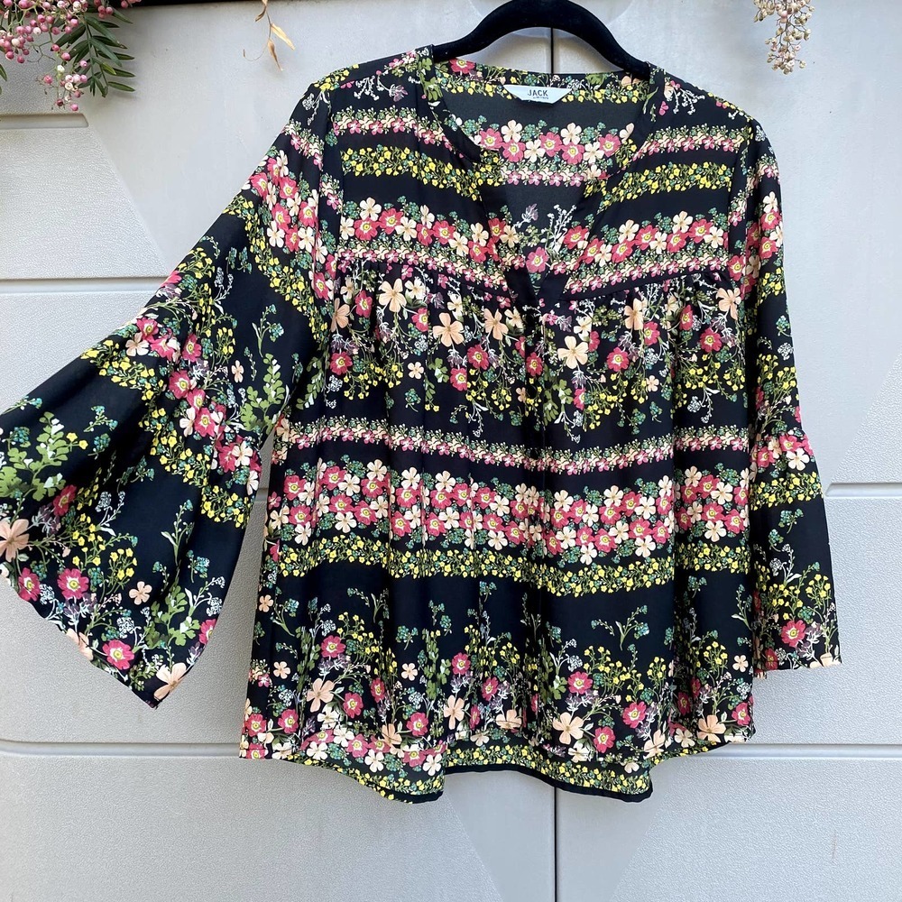 Jack BB Dakota Acerola Floral Tulip Sleeves Blouse Size Medium - Picture 2 of 8